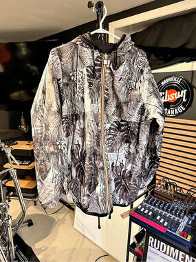 K-Way Men's Floral Windbreaker in Black & Gray reversible never worn got from Kw